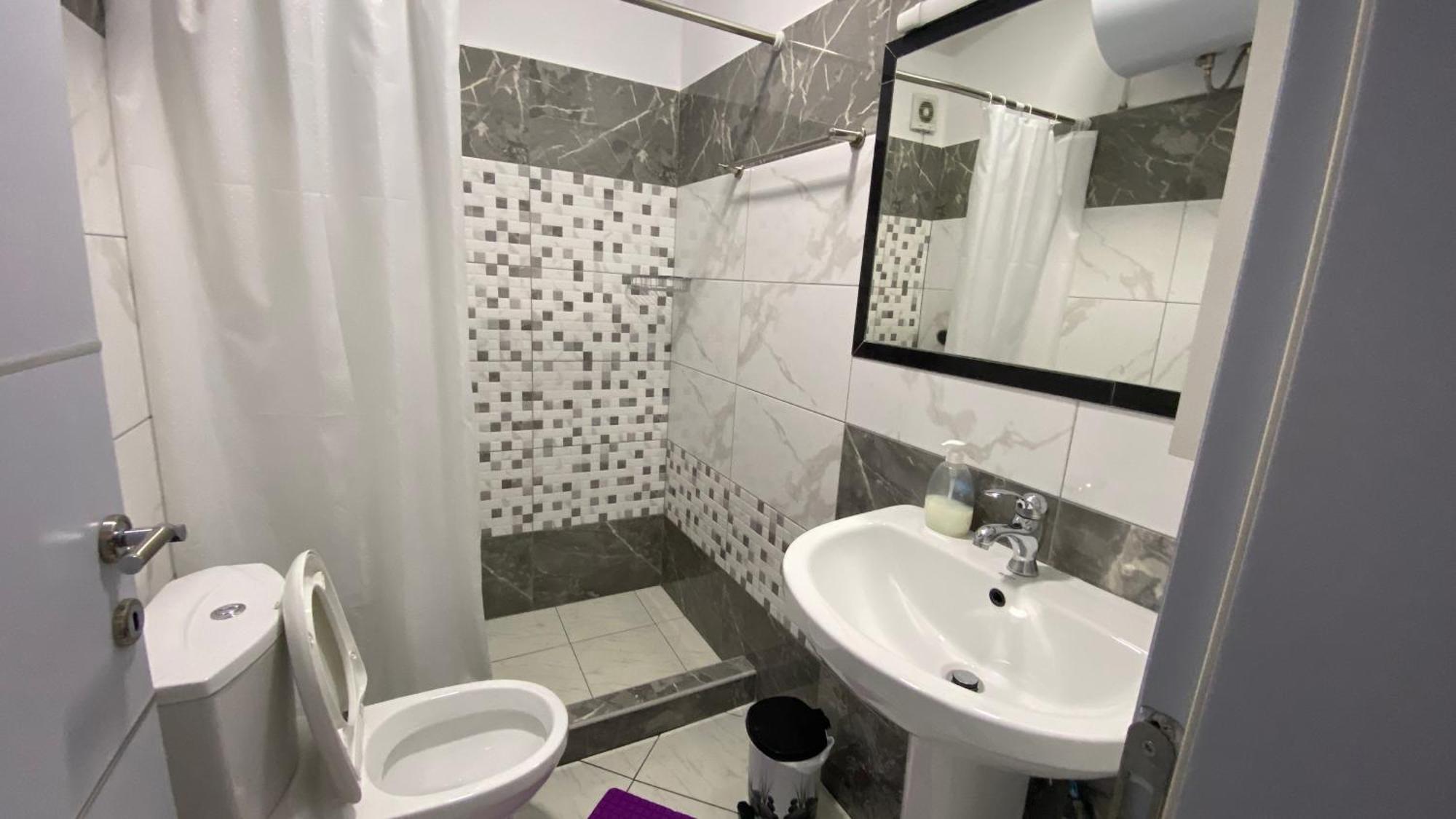 Guest'S Apartament Pogradec Exteriér fotografie