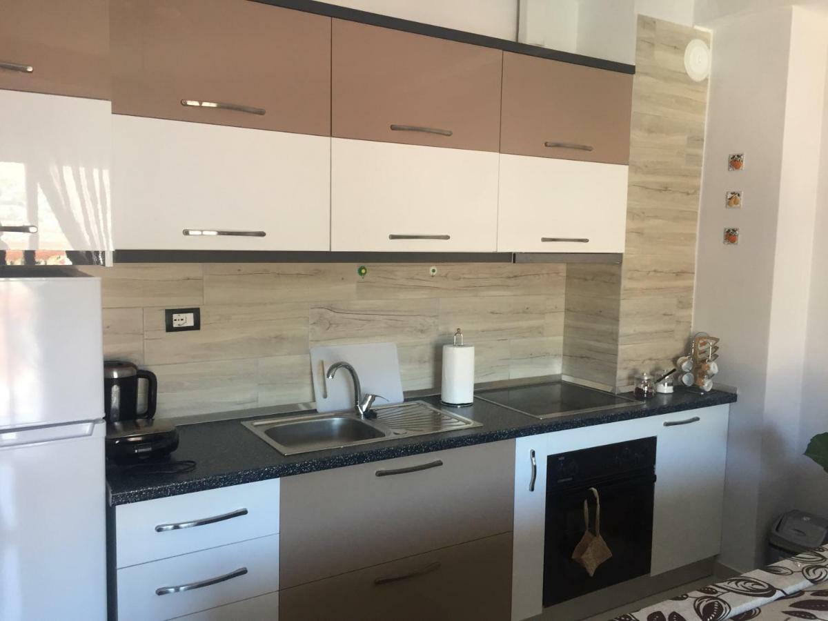 Guest'S Apartament Pogradec Exteriér fotografie